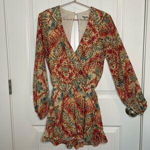 Show Me Your Mumu Romper Deep V Neck Boho Long Sleeve Shorts Ruffle Size XS